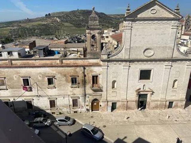 Appartamento in vendita a Gravina in Puglia BA
