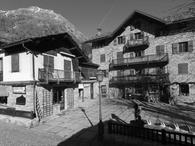 Appartamento in vendita a Gressoney Saint Jean AO