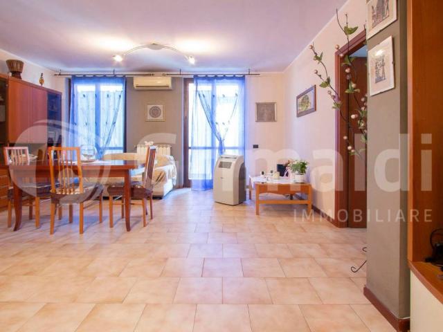 Appartamento in vendita a Grezzago MI