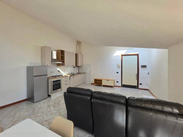 Appartamento in vendita a Grezzago MI
