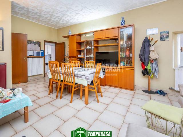 Appartamento in vendita a Grezzago MI