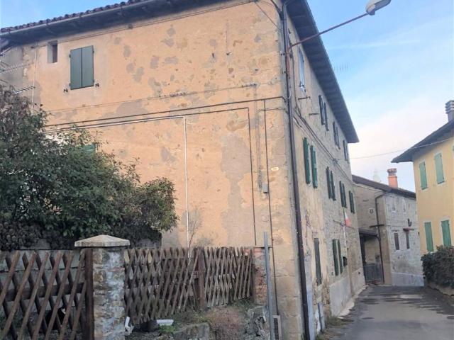 Appartamento in vendita a Grizzana Morandi BO