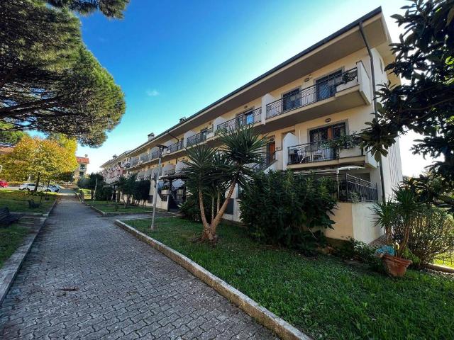 Appartamento in vendita a Grottaferrata RM