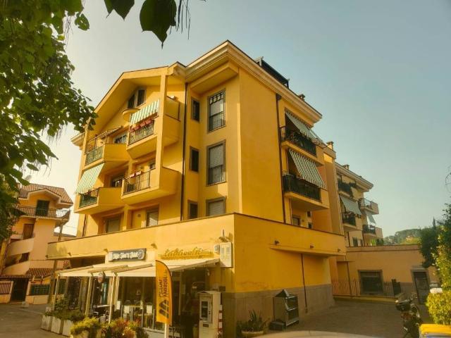 Appartamento in vendita a Grottaferrata RM
