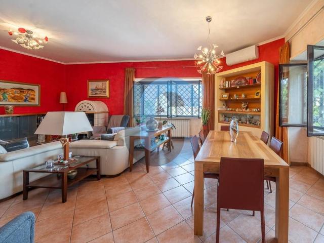 Appartamento in vendita a Grottaferrata RM
