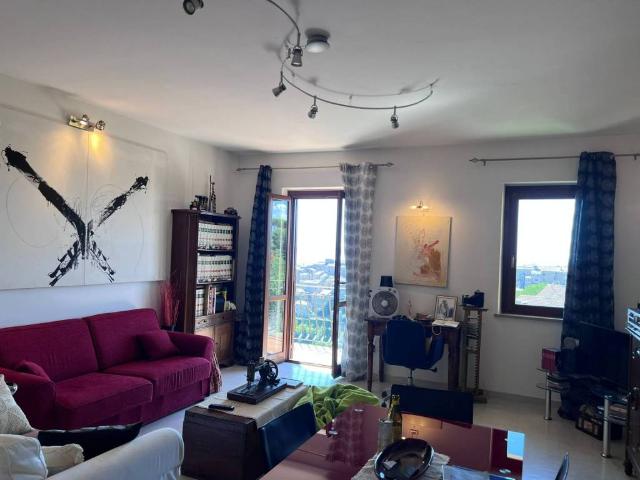 Appartamento in vendita a Grotte di Castro VT