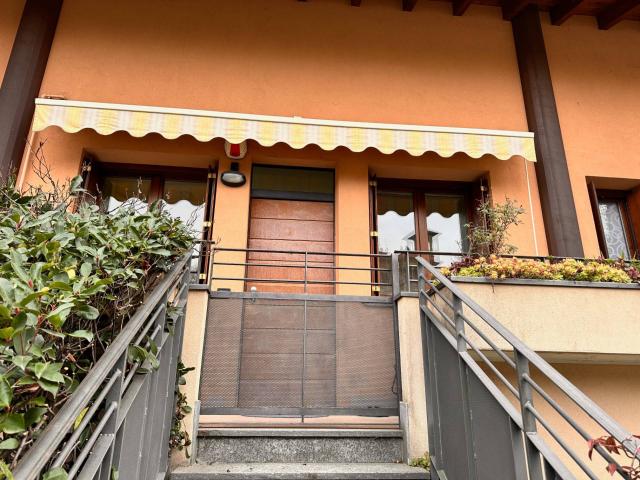 Appartamento in vendita a Imbersago, San Marcellino