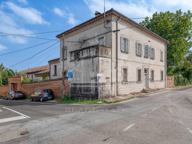 Appartamento in vendita a Imola BO