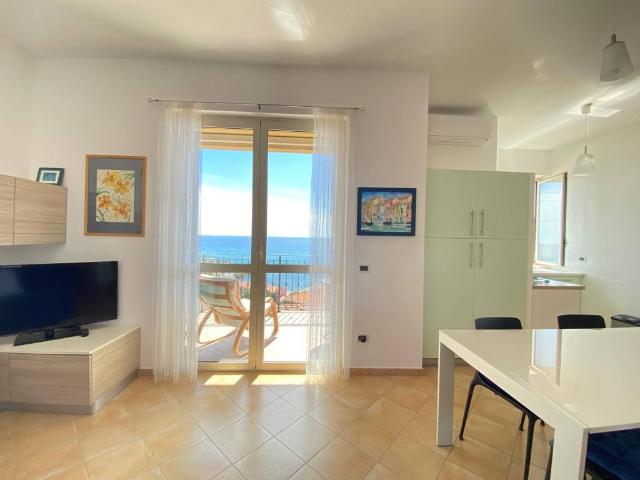 Appartamento in vendita a Imperia IM