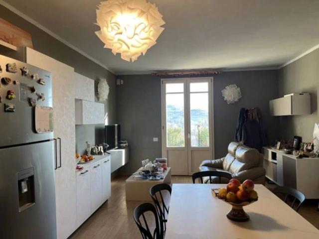 Appartamento in vendita a Imperia IM