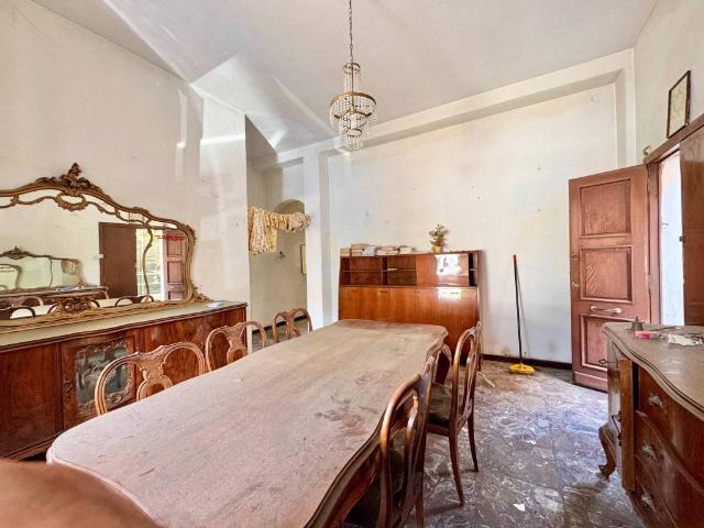 Appartamento in vendita a Imperia IM