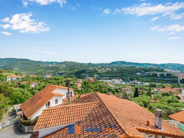 Appartamento in vendita a Imperia IM
