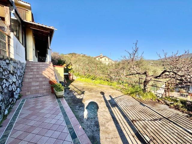 Appartamento in vendita a Imperia IM