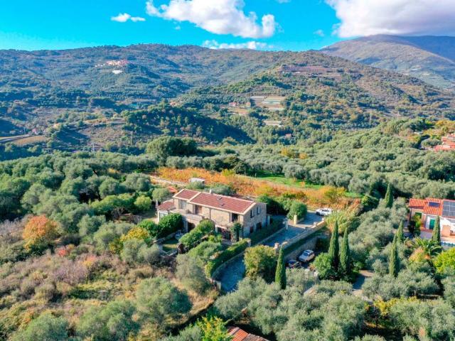 Appartamento in vendita a Civezza IM