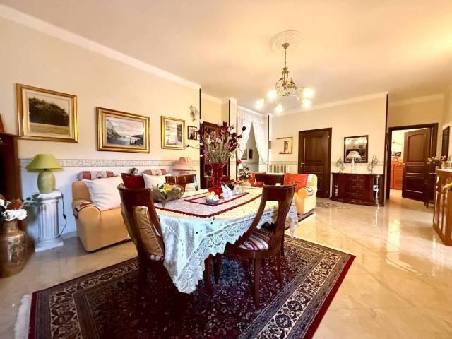 Appartamento in vendita a Imperia IM