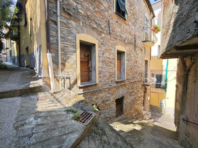 Appartamento in vendita a Imperia IM