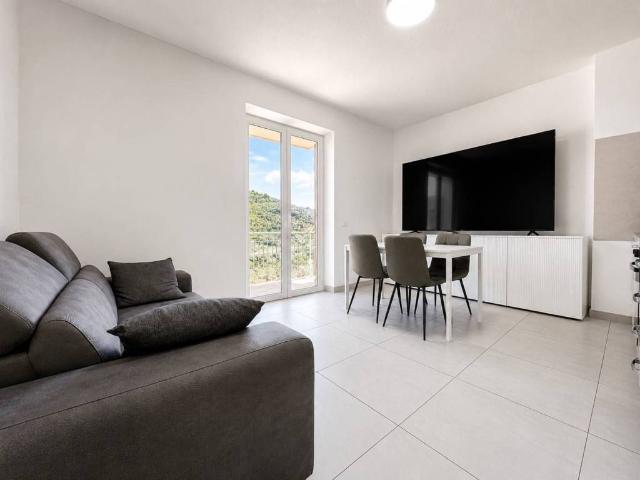 Appartamento in vendita a Imperia IM