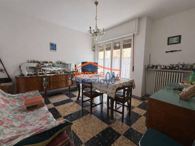 Appartamento in vendita a Introbio LC