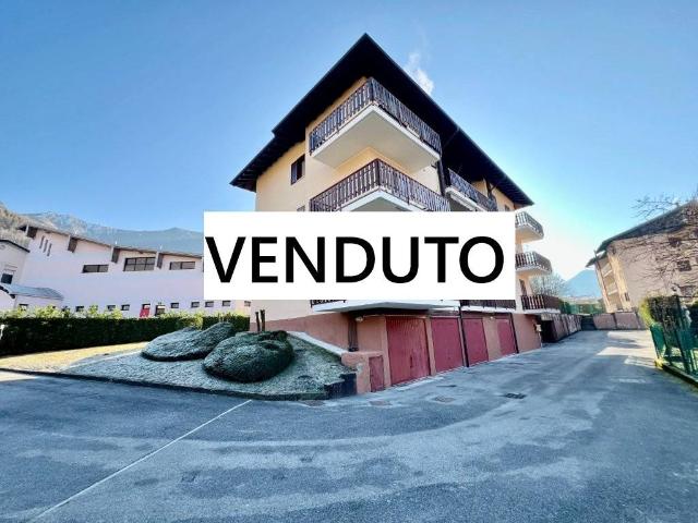 Appartamento in vendita a Introbio LC