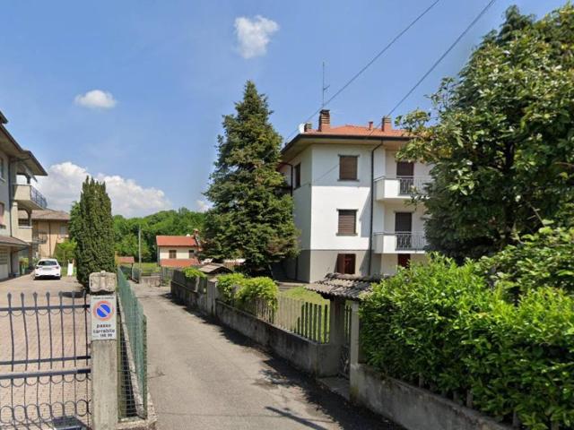 Appartamento in vendita a Inverigo CO