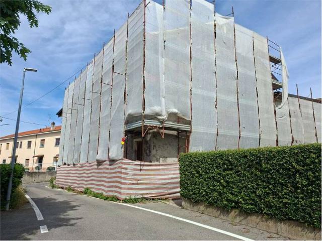 Appartamento in vendita a Inverigo CO