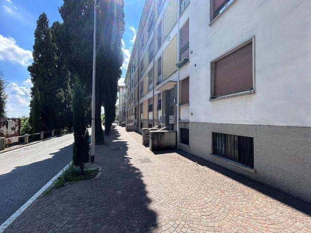 Appartamento in vendita a Inverigo CO