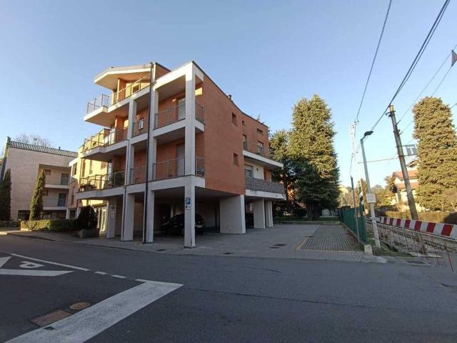 Appartamento in vendita a Inverigo CO