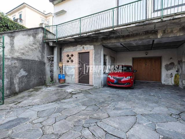Appartamento in vendita a Inverigo CO