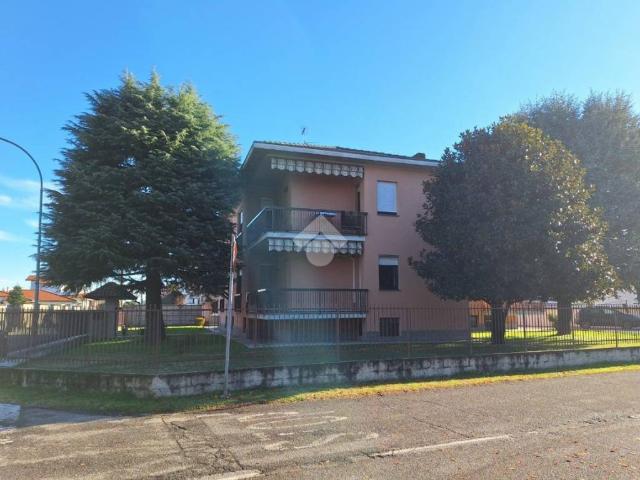 Appartamento in vendita a Inveruno MI