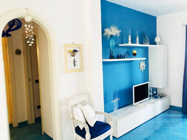 Appartamento in vendita a Ischia NA