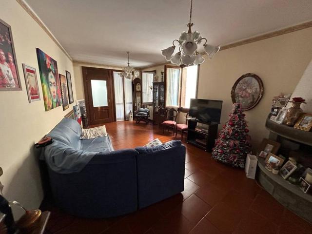 Appartamento in vendita a Iseo BS