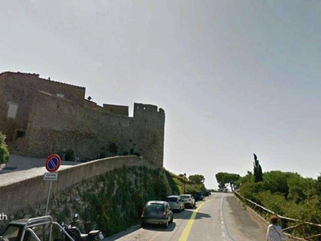 Appartamento in vendita a Isola del Giglio GR