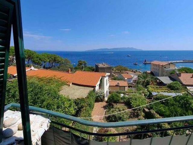 Appartamento in vendita a Isola del Giglio GR