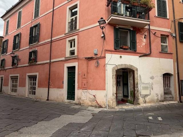 Appartamento in vendita a Isola del Liri FR