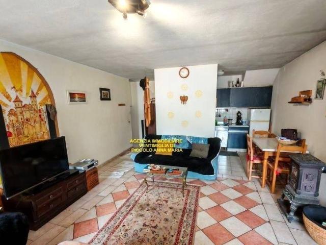 Appartamento in vendita a Isolabona IM