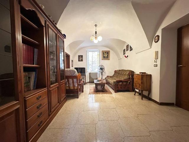 Appartamento in vendita a Isolabona IM