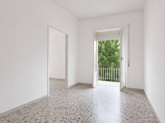 Appartamento in vendita a Jesi AN