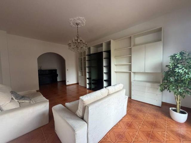 Appartamento in vendita a Jesi AN
