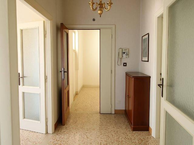 Appartamento in vendita a Jesi AN