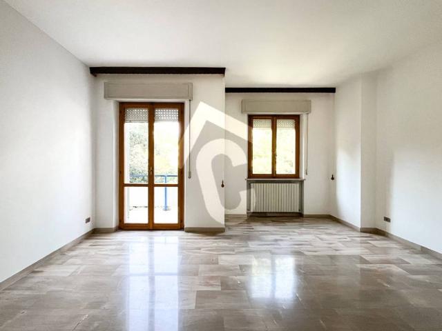 Appartamento in vendita a Jesi AN