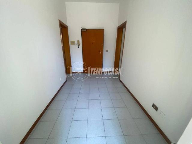 Appartamento in vendita a Jesi AN