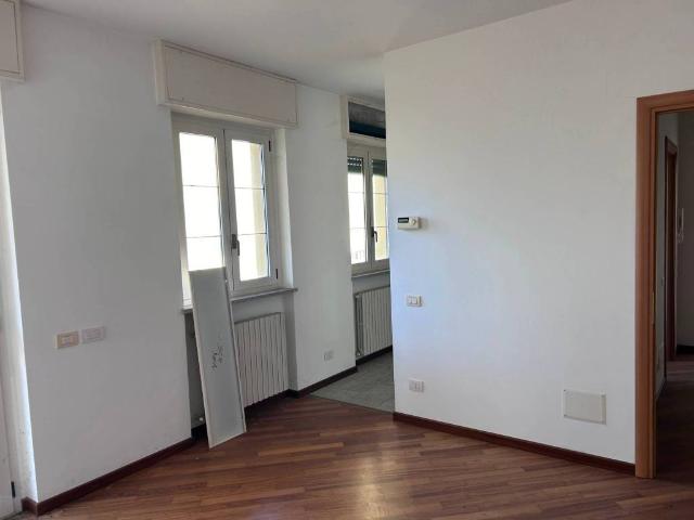 Appartamento in vendita a Jerago con Orago VA