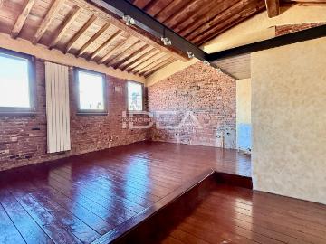 APPARTAMENTO in VENDITA a LUCCA CENTRO STORICO di 3 vani