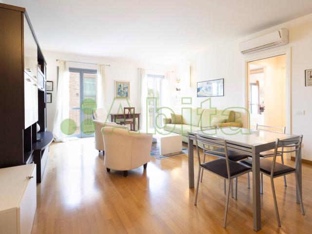 Appartamento in vendita a Lucca, Centro storico