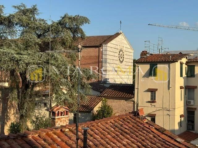 Appartamento in vendita a Lucca LU