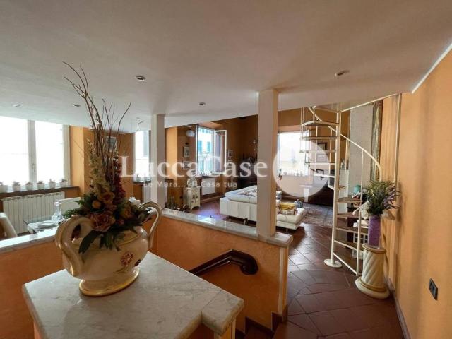 Appartamento in vendita a Lucca LU