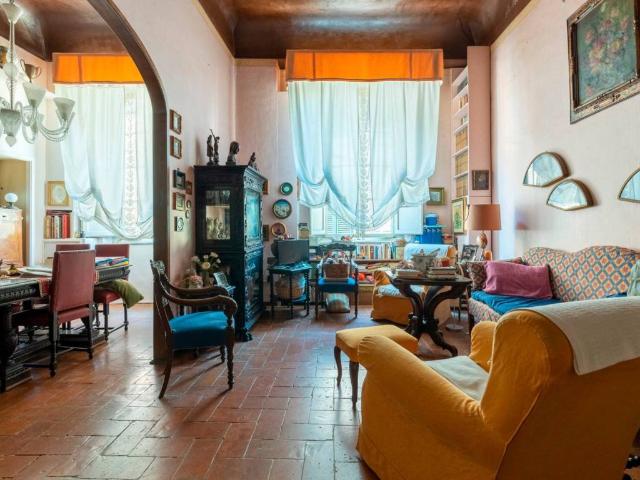 Appartamento in vendita a Lucca LU
