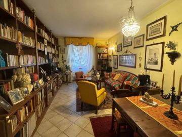 Appartamento in vendita a Lucca LU