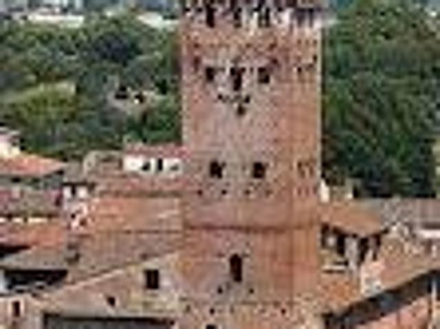 Appartamento in vendita a Lucca LU