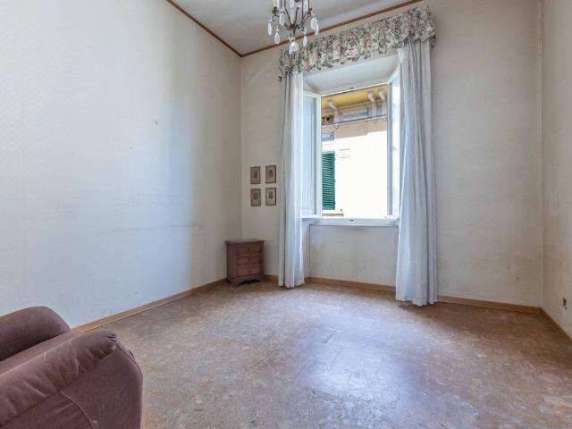 Appartamento in vendita a Lucca LU